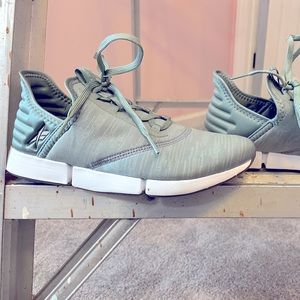 Reebok Dailyfit DMX Moving Air Athletic Sneakers